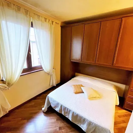 In With Pool Near Trasimeno Marsciano